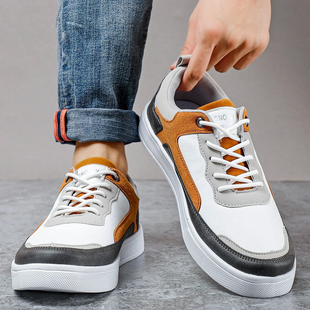 Adi Sneaker