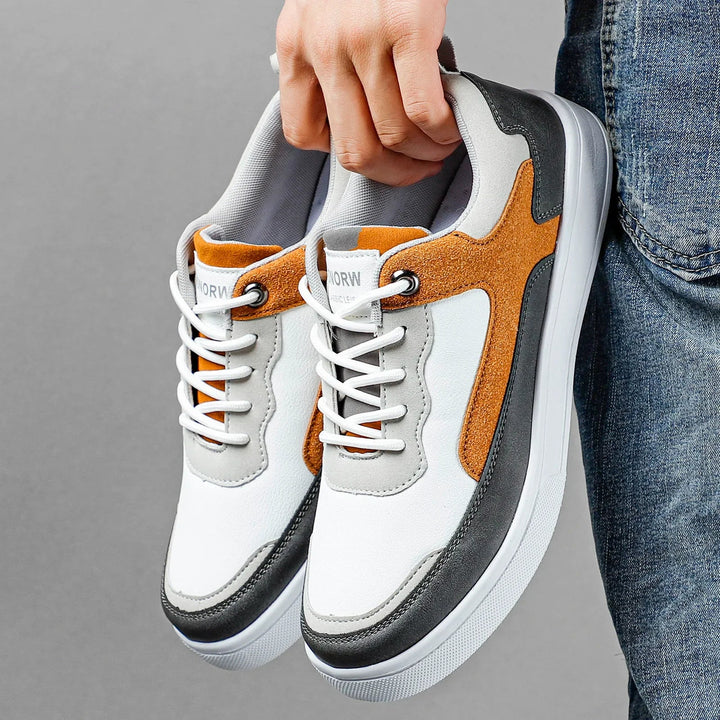 Adi Sneaker